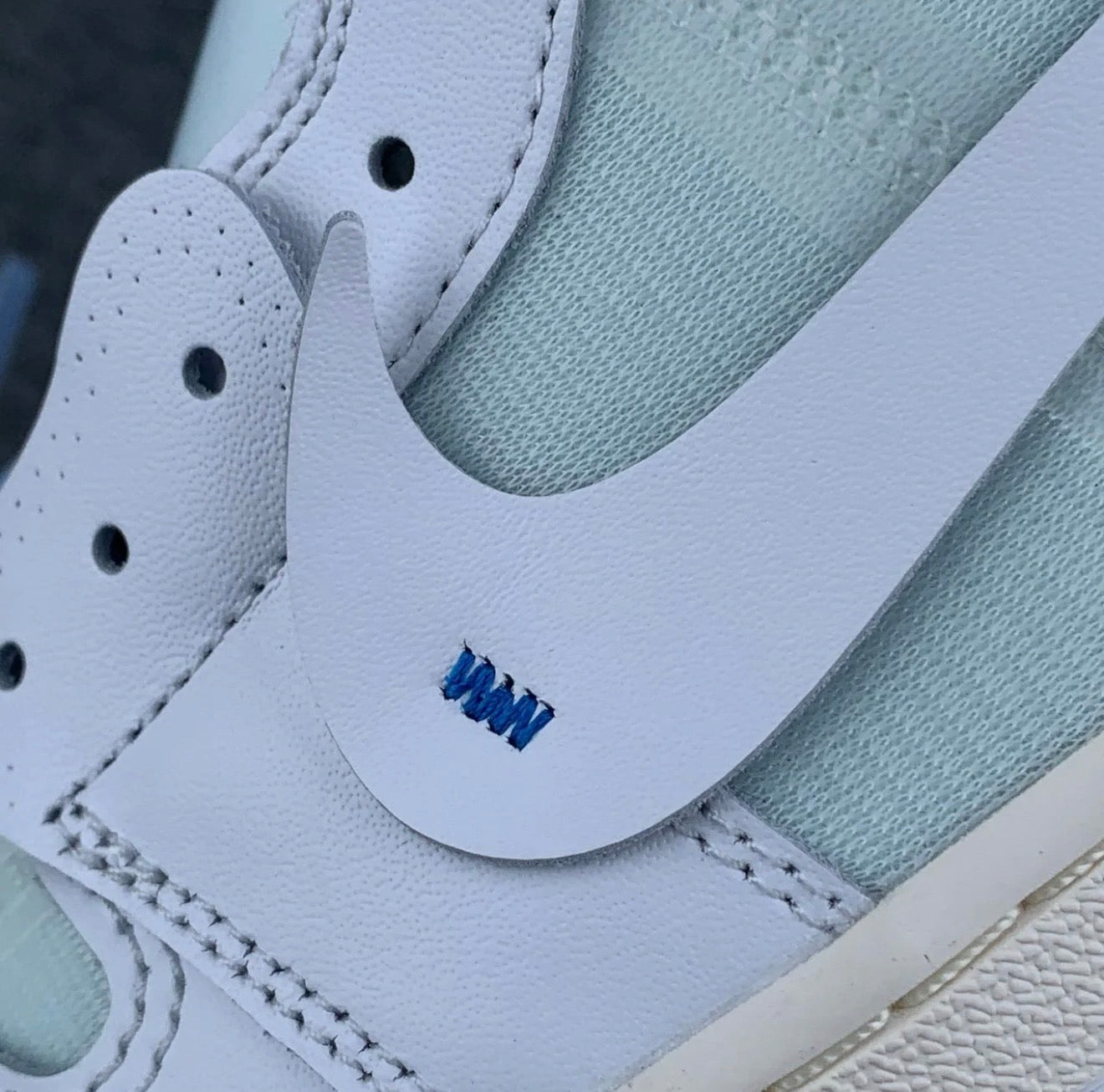 Off-White x Air Jordan 1 Retro High OG
'White' 2018
