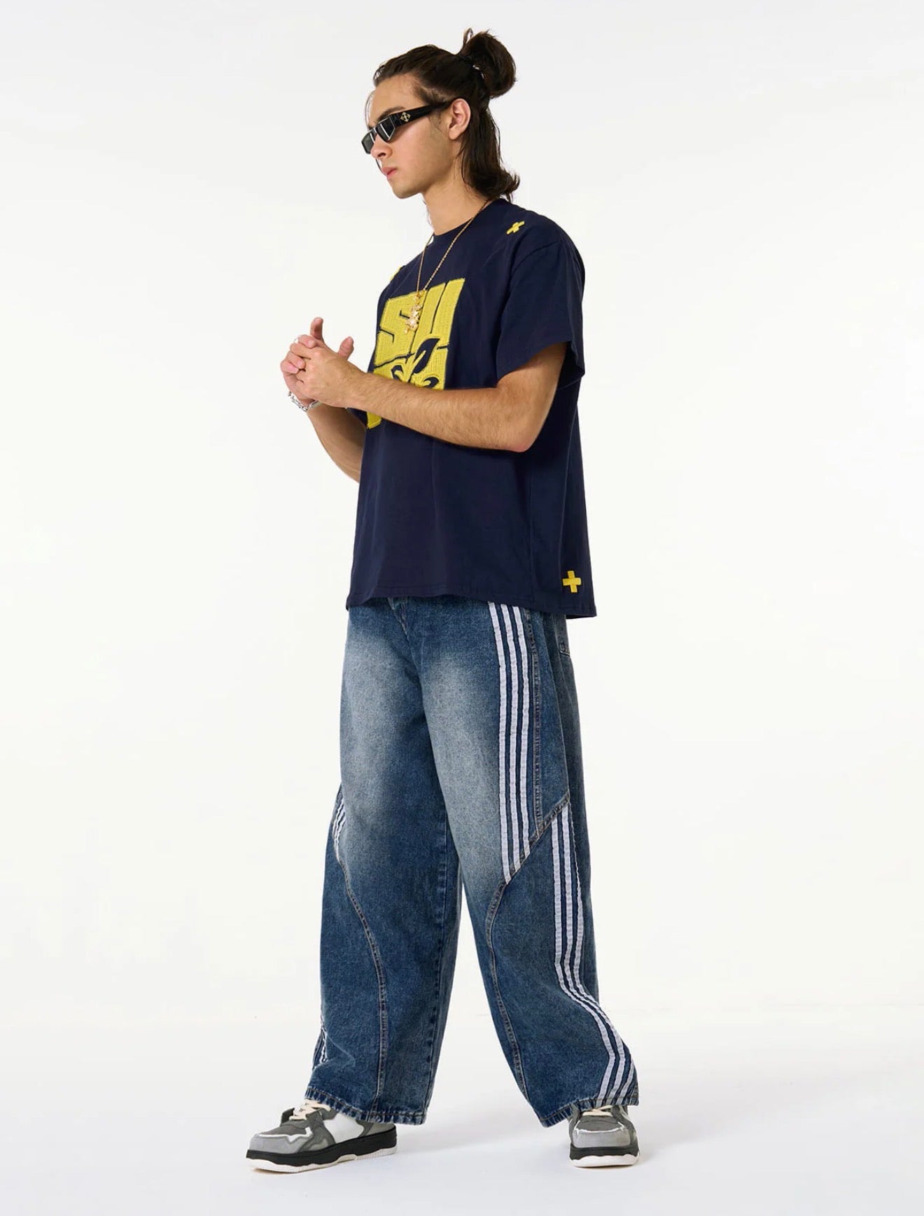 DENIM CONTRAST STRIPED STITCHING BARREL JEANS