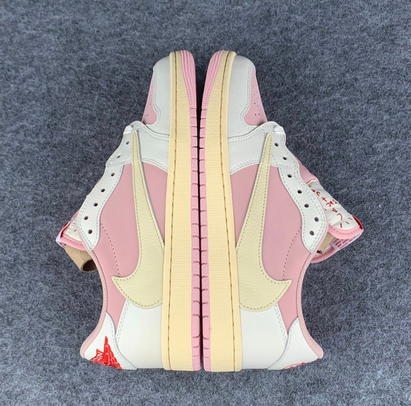 Travis Scott x Air Jordan 1 Low OG SP 'Sail Shy Pink'