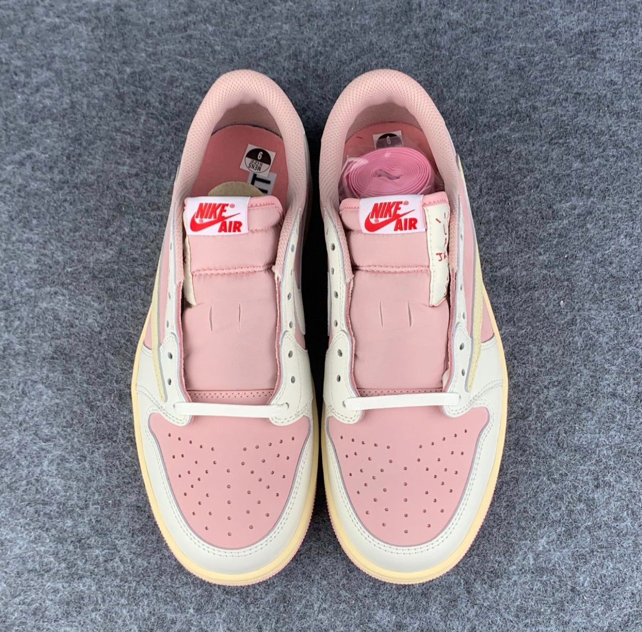 Travis Scott x Air Jordan 1 Low OG SP 'Sail Shy Pink'