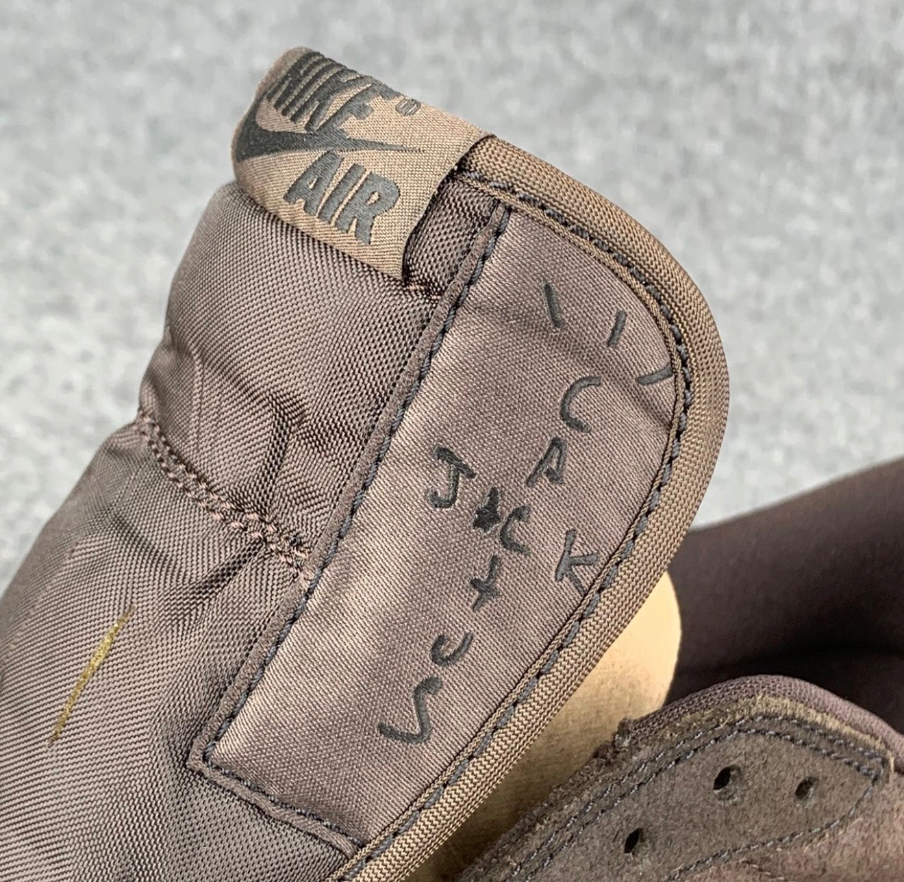 Travis Scott x Air Jordan 1 Retro Low OG SP 'Velvet Brown'