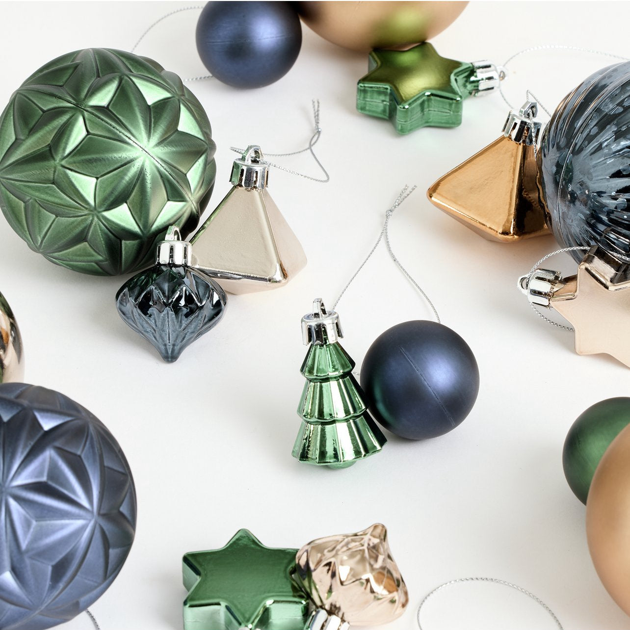 Pack of 49 Assorted Christmas Hanging Ornament