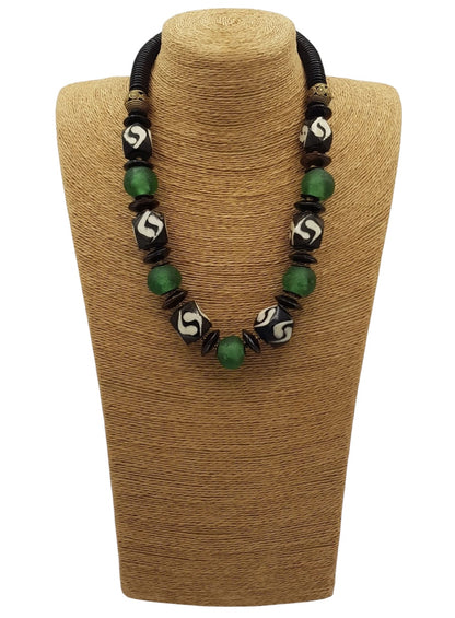 Green Kongo Handmade Necklace – A Unique African Treasure