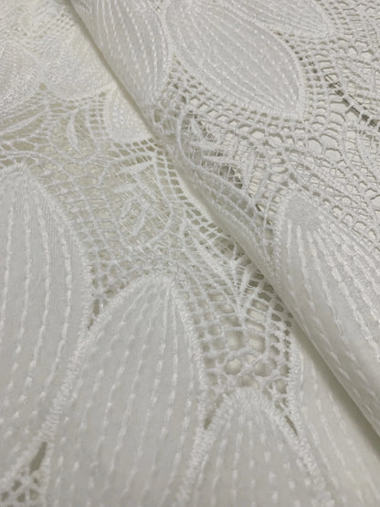 Latest African Handcut Velvet Lace Fabric High Quality Party Dress Asoebi 2025 Luxury Embroidery Nigerian Lace Fabric