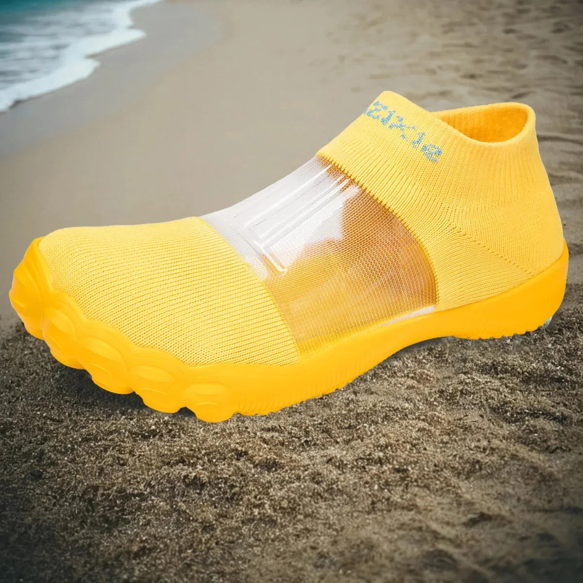 Unisex Outdoor Beach Crossing Shoes Breathable Mesh Slip-On Water Shoes Men Women Swimming Beach Walking Anti-Slip Cut-Resistant