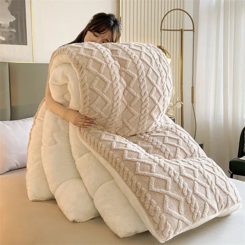 Comfortable Double-Sided Velvet Quilt Core Bedroom Velvet Thickened Blanket Home Lamb Fleece Quilt Warm Quilt Core Comfortable