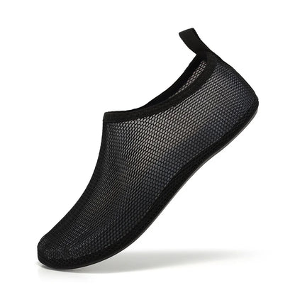 2025 Water Shoes Unisex Quick Dry Beach Sock Barefoot Shoes Men Women Swimming Upstream Sneaker Light Yoga Aqua Shoes