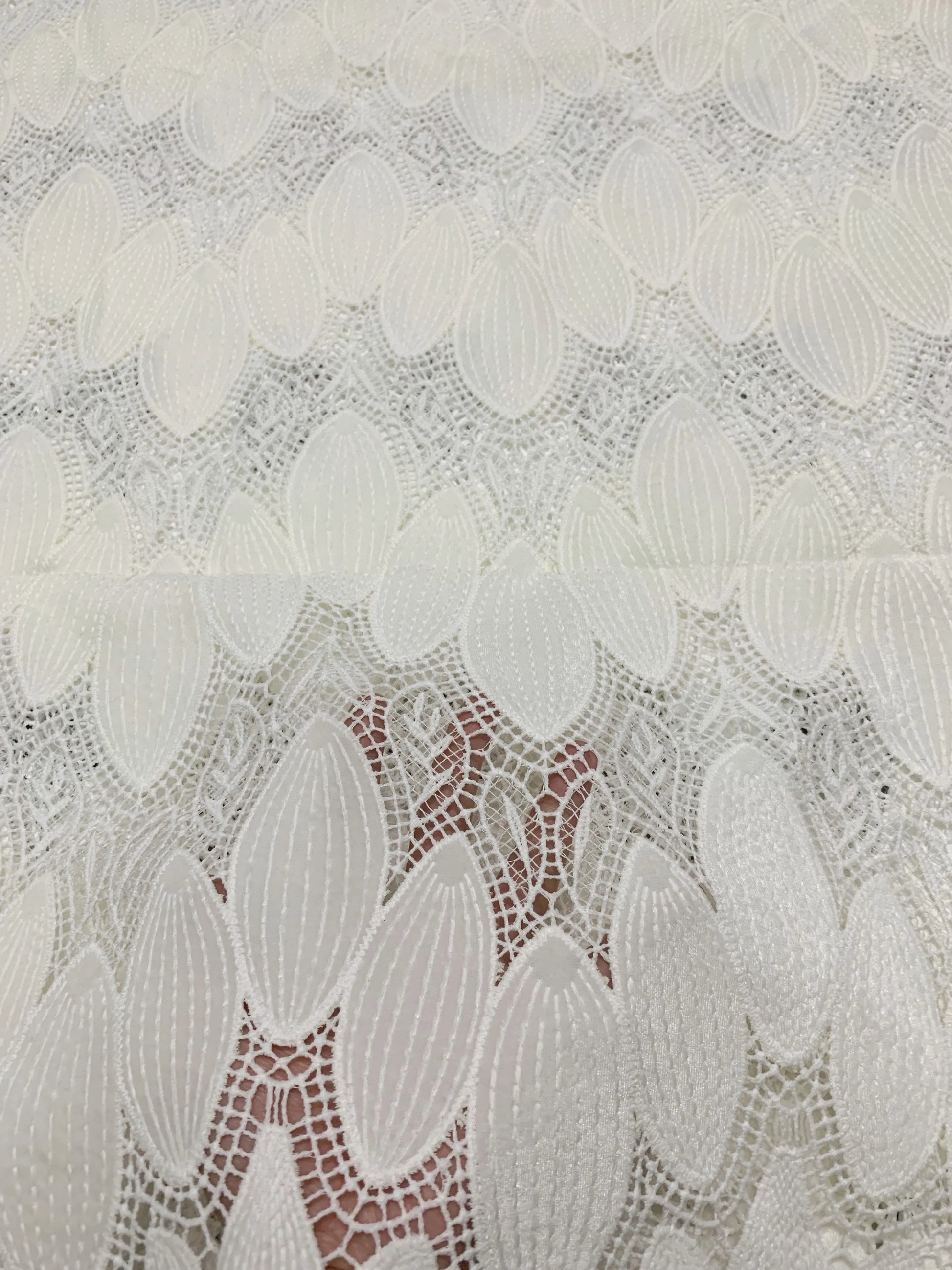 Latest African Handcut Velvet Lace Fabric High Quality Party Dress Asoebi 2025 Luxury Embroidery Nigerian Lace Fabric