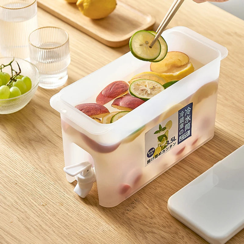 3.5L Water Kettle with Faucet Beverage Dispenser Cold Juice Lemonade Drinks Bucket Liquid Storage Tank Outdoor Fridge Organizers