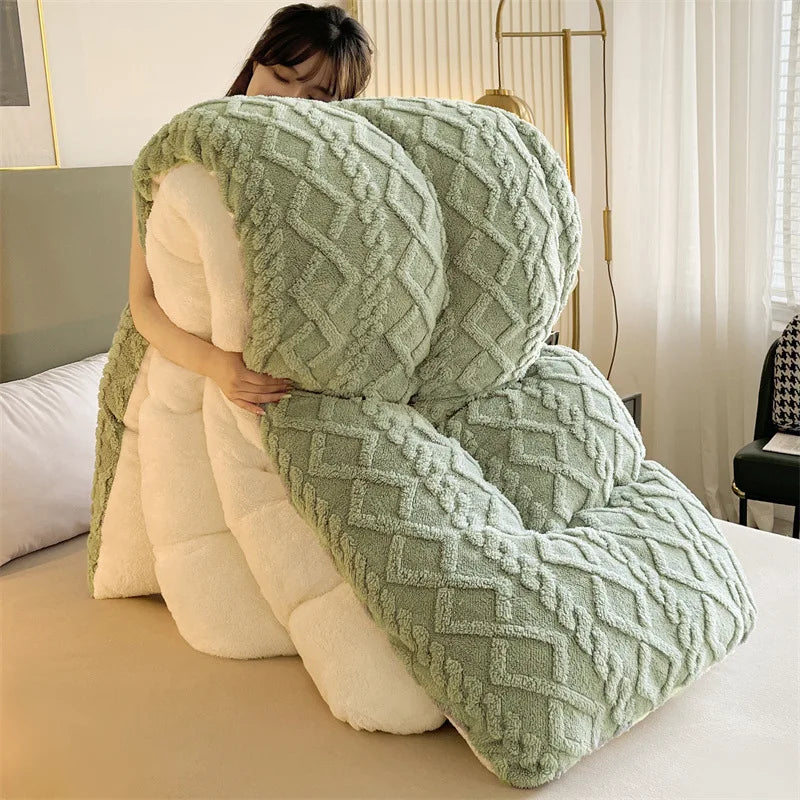 Comfortable Double-Sided Velvet Quilt Core Bedroom Velvet Thickened Blanket Home Lamb Fleece Quilt Warm Quilt Core Comfortable
