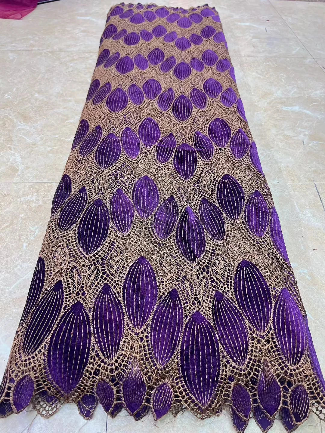 Latest African Handcut Velvet Lace Fabric High Quality Party Dress Asoebi 2025 Luxury Embroidery Nigerian Lace Fabric