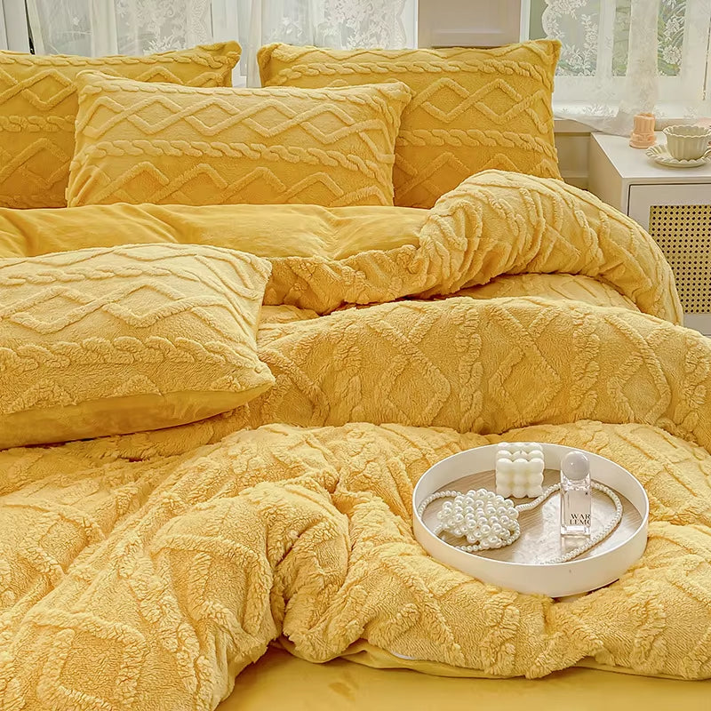 1Pcs 2025 New Tower Hibiscus Milk Fleece Quilt Cover Autumn and Winter Thickened Warm Solid Color Quilt Cover, No Pillowcase