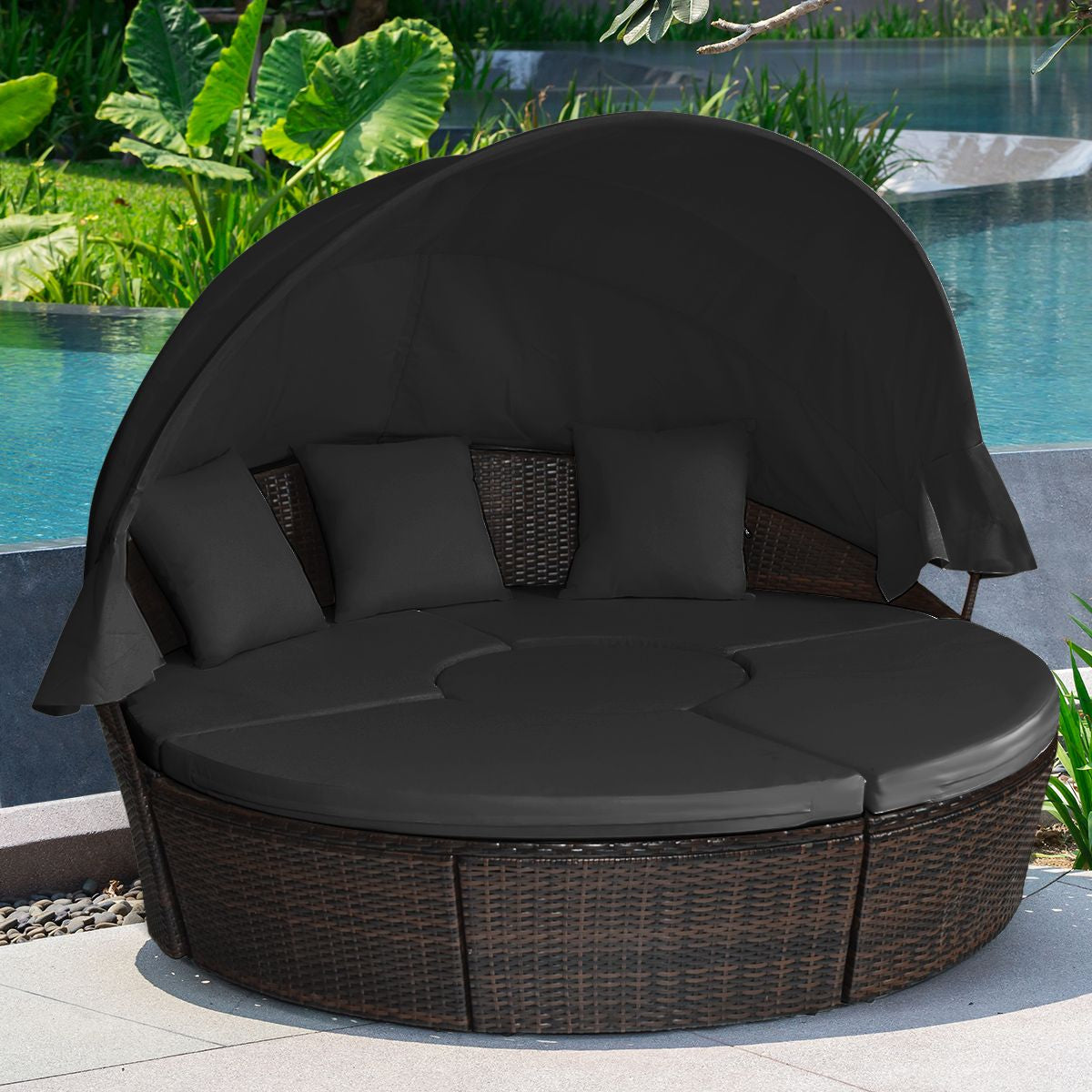 Outdoor Wicker Round Sectional Daybed for Patios and Gardens