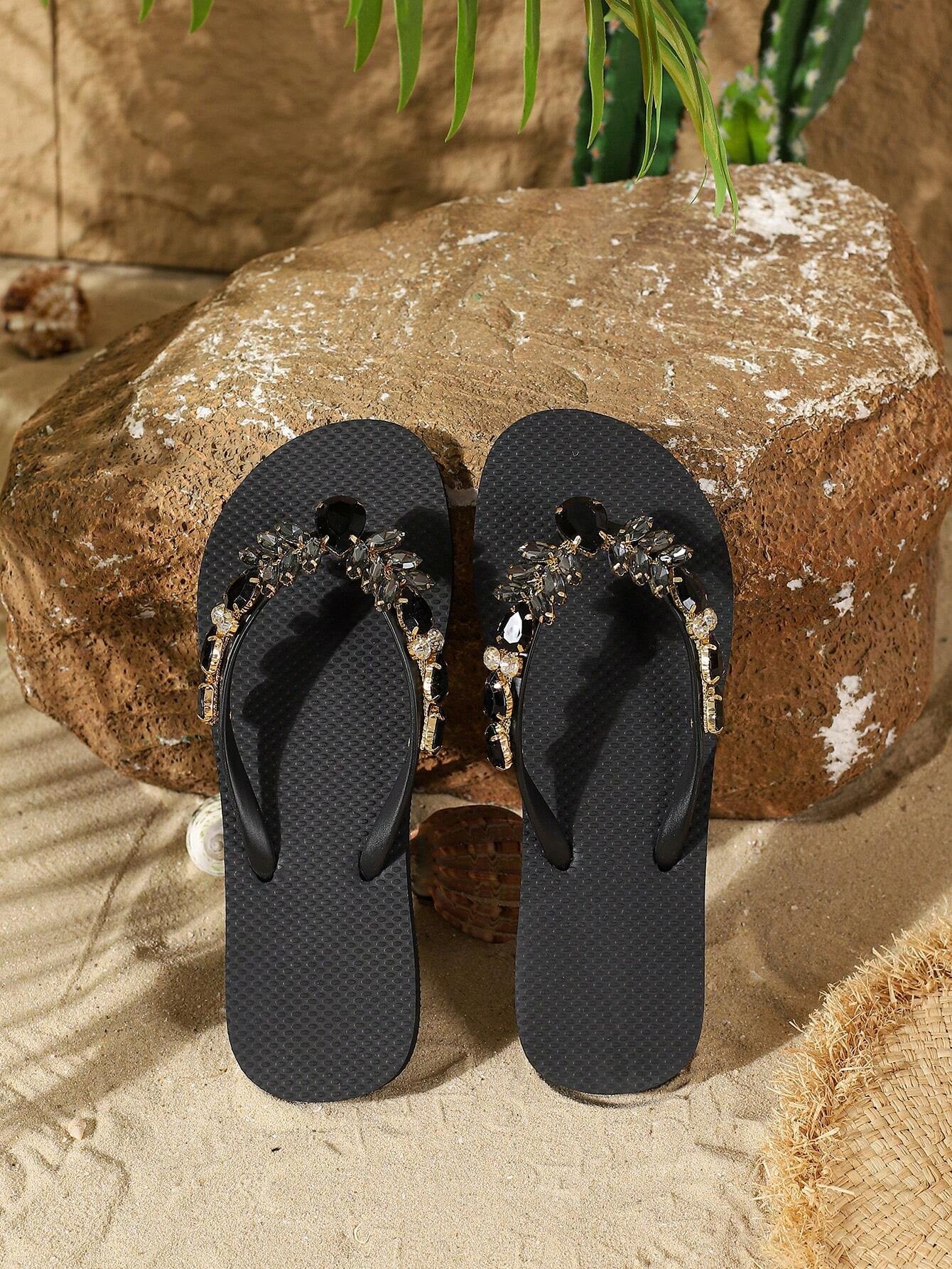 Fashionable Flip Flops for Women, Gemstone Decor Slippers