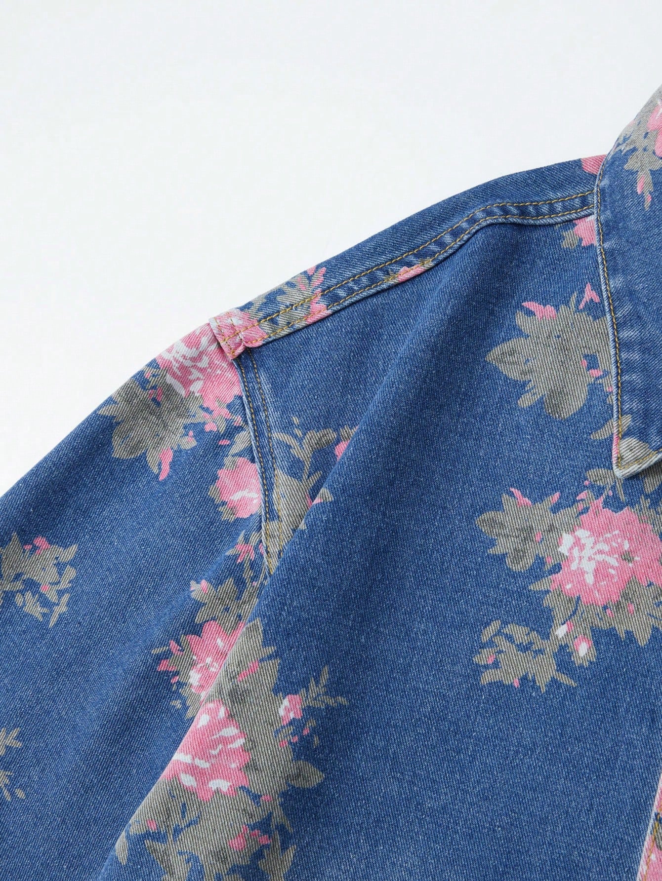 ROMWE MEN Men'S Floral Print Short Sleeve Single-Breasted Pocket Loose Casual Denim Jacket, Vacation
