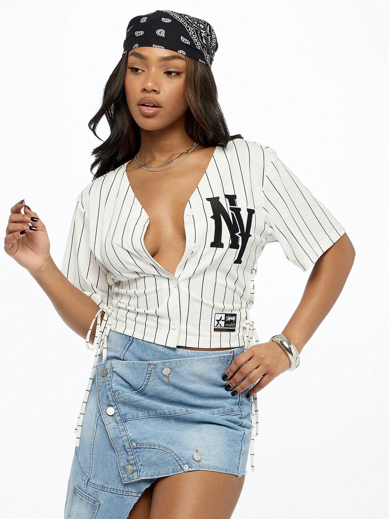 SUMWON WOMEN Street Tie up Corset Style Basketball Top