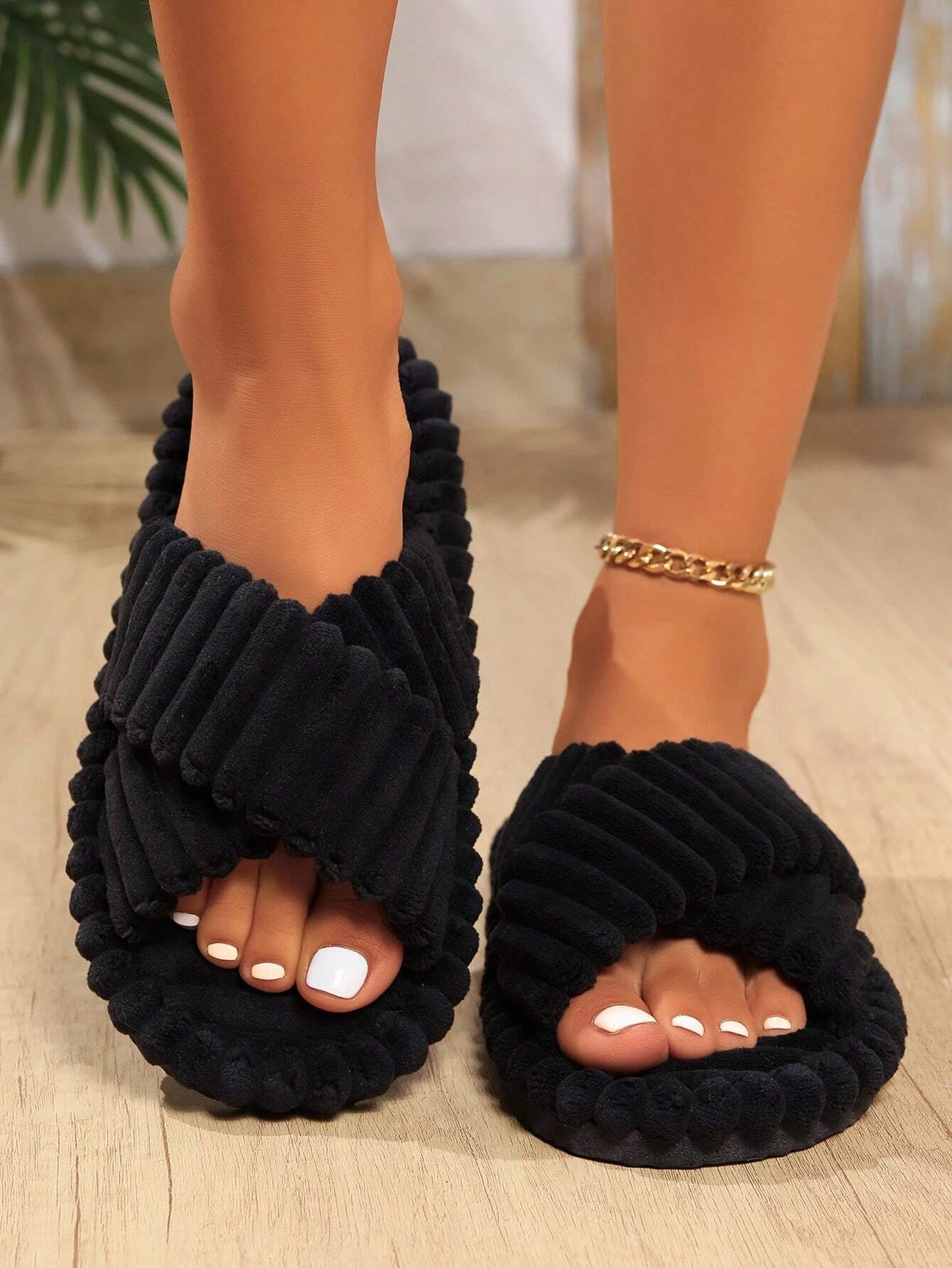 Women Home Slippers with Crossed Opening, Four Seasons Indoor Floor Slippers, Comfortable and Fashionable Fluffy Slippers with White Corduroy Crossed Straps, Suitable for Spring & Autumn, Couple Slippers