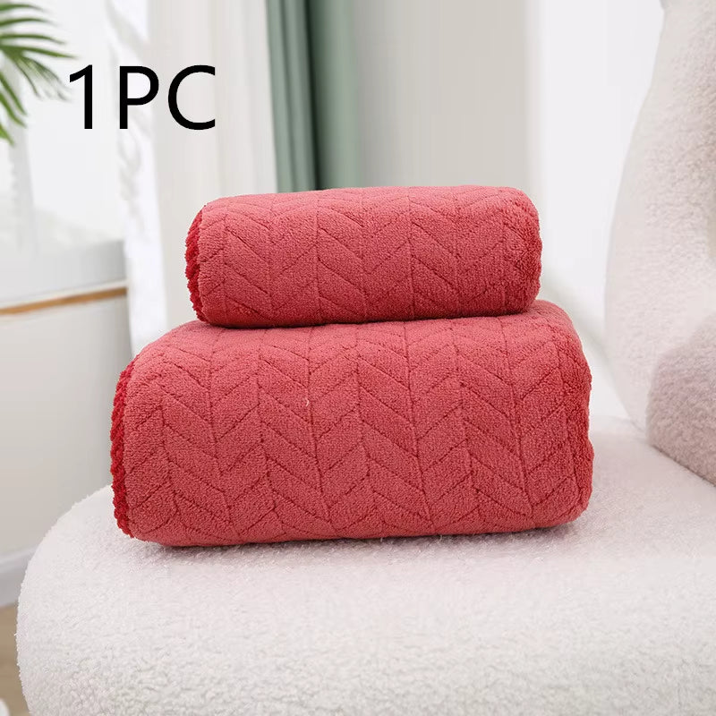 Premium Coral Velvet Bath Towels - Soft, Absorbent, Ideal for Home, Hotel, and Sports Beach Use