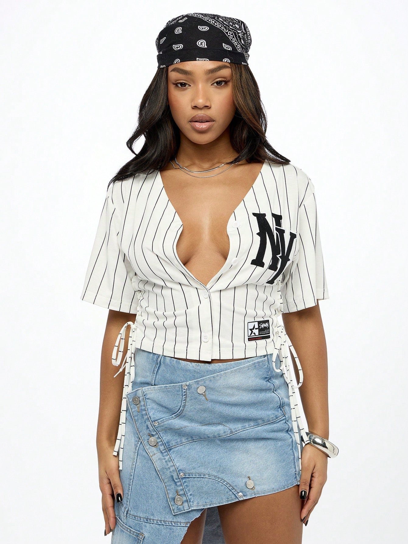 SUMWON WOMEN Street Tie up Corset Style Basketball Top