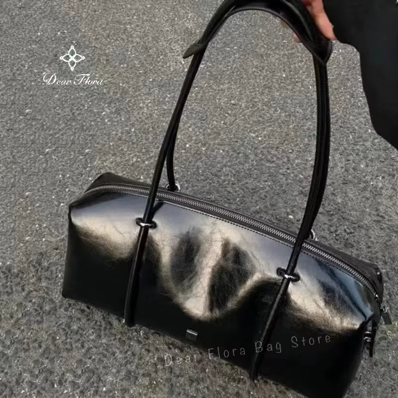 Y2K Women'S Bag Large Capacity Boston Pillow Handbag Spicy Girl Fashion Motorcycle Shoulder Bags Vintage Large Capacity Tote Bag